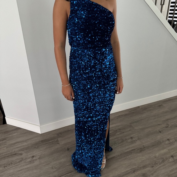 Prom Dress - Picture 4 of 5